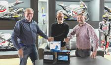 Exide Technologies i zespół LIQUI MOLY Dynavolt Intact GP wzmacniają współpracę na następne 3 lata