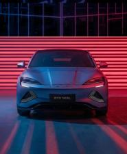 Nowy etap elektromobilności na Śląsku. Grupa Krotoski otwiera największy salon BYD w regionie.