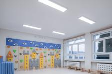 Szkoła w Bardzie z nowym oświetleniem od Lena Lighting