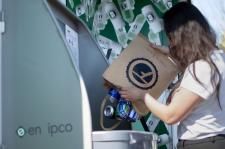 Automat kaucyjny Quantum zmienia recykling w nowoczesne doświadczenie