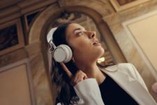 Ikoniczny design, bezkompromisowe brzmienie: AVENTHO 100 od beyerdynamic
