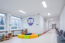 Szkoła w Bardzie z nowym oświetleniem od Lena Lighting