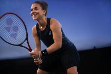ASICS prezentuje kolekcję Night Energy stworzoną z myślą o grze w blasku reflektorów