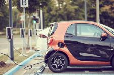 Jak obniżyć koszty związane z ładowaniem aut elektrycznych?