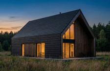 Geometria, która zachwyca: Za co nowoczesna architektura pokochała dachówkę płaską KAPSTADT?